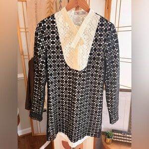 GOEN.J Black & Ivory Lace Blouse – Size S